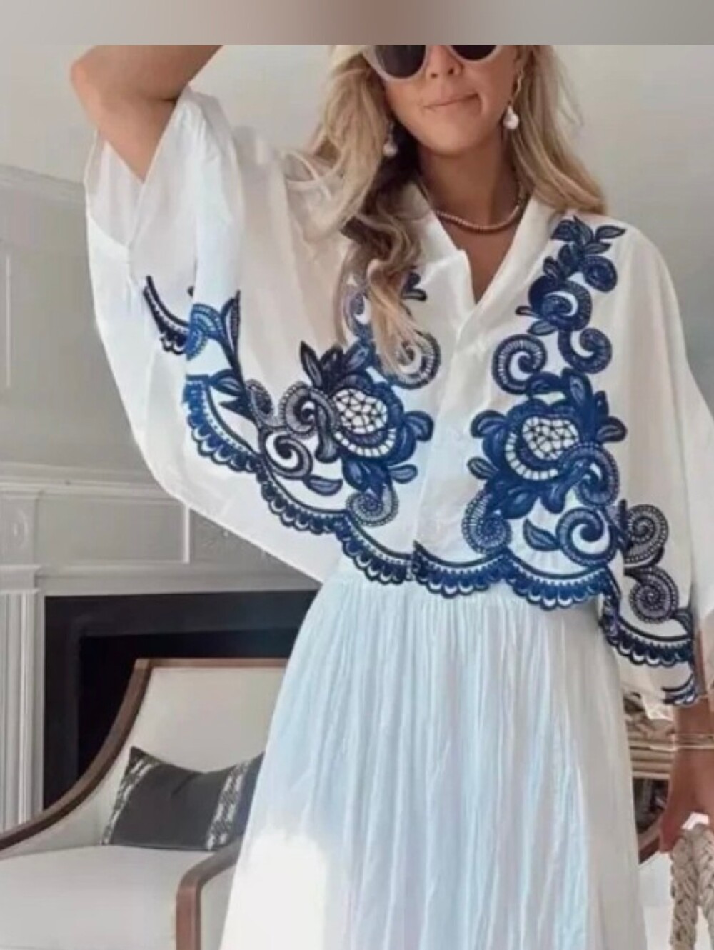 Sz L ZARA CONTRAST EMBROIDERED BLOUSE ZW COLLECTION 5107/240 WHITE BLUE